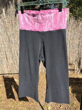 Y2K Capri Yoga Pants